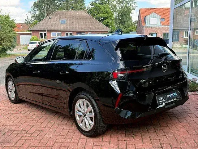 Gebraucht Opel Astra Edition 136 PS (100 kW) 2025 Karbon schwarz Limousine
