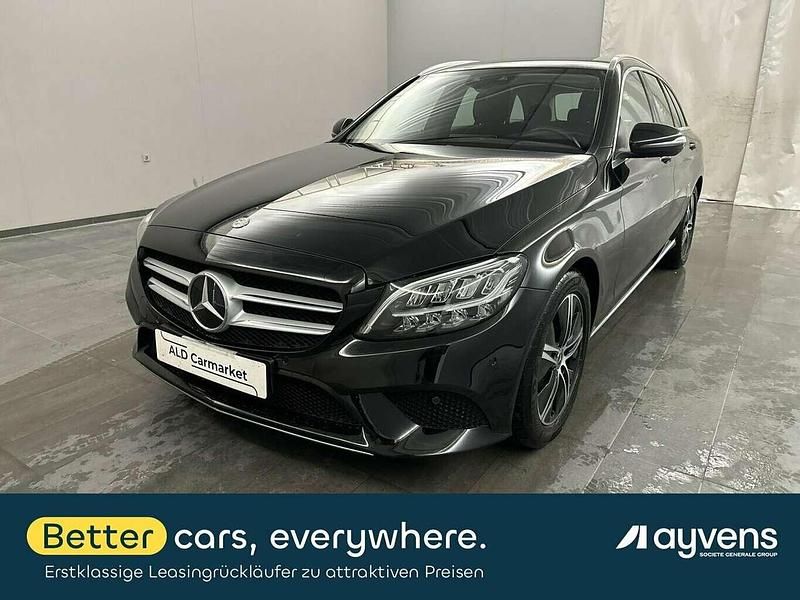 Schwarz Gebraucht 2020 Mercedes C300 Kombi | 24.980 € (Guter Preis) - Bild 1/4