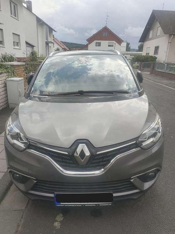 Gebraucht 2018 Renault Scénic IV Initiale Paris Van / Kleinbus | 14.499 € (Fairer Preis) - Bild 1/4