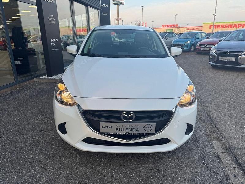 Gebraucht Mazda 2 Center-Line 75 PS (55 kW) 2019 Weiß Limousine