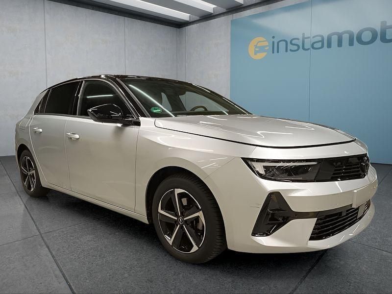 Gebraucht Opel Astra 131 PS (96 kW) 2025 Grau Limousine