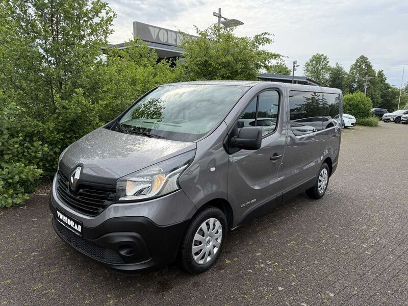 Grau Gebraucht 2015 Renault Trafic Expression Van | 21.490 € - Bild 1/4