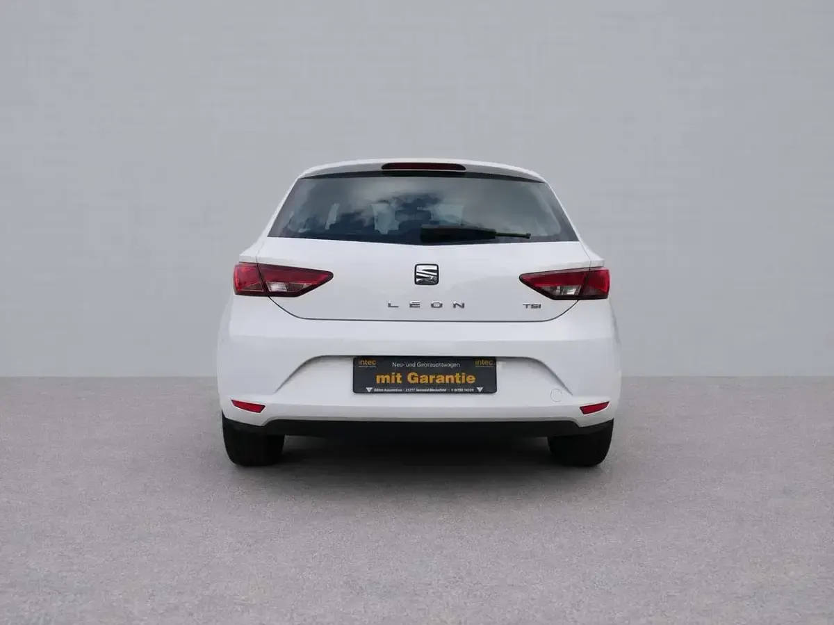 Gebraucht Seat Leon Style 110 PS (80 kW) 2016 "candy" weiss Kleinwagen