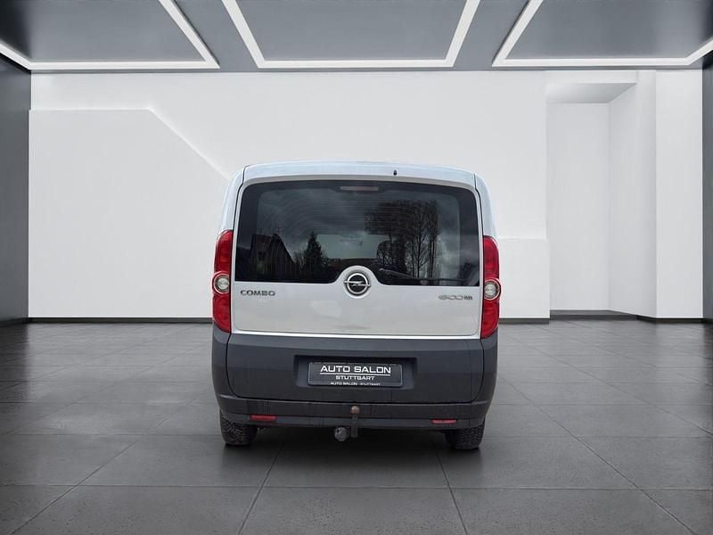 Usata Opel Combo 90 CV (66 kW) 2012 Bianco Monovolume