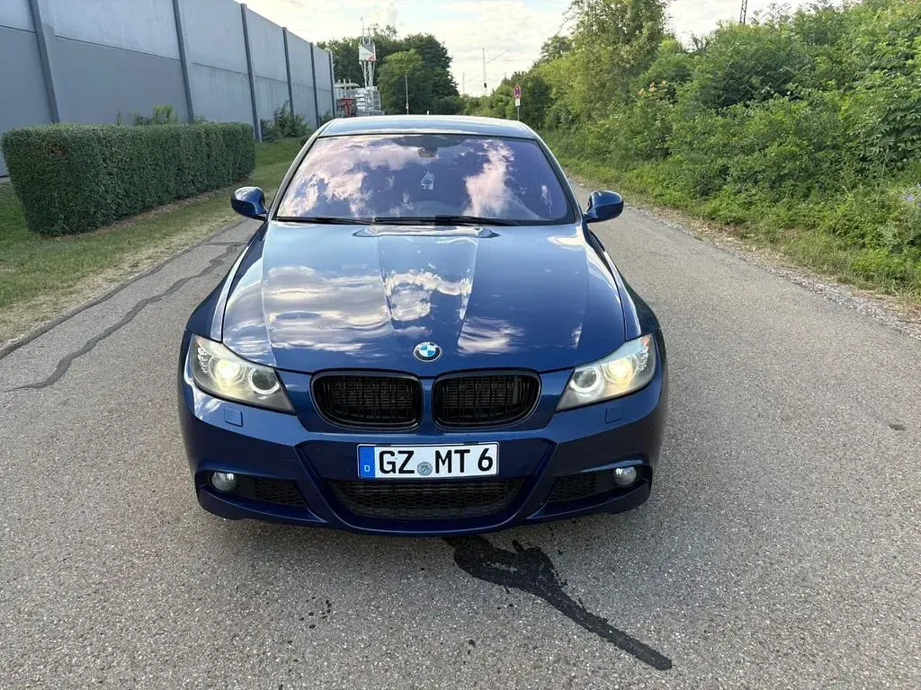 Gebraucht BMW 320 M Sport 184 PS (135 kW) 2012 Blau Kombi