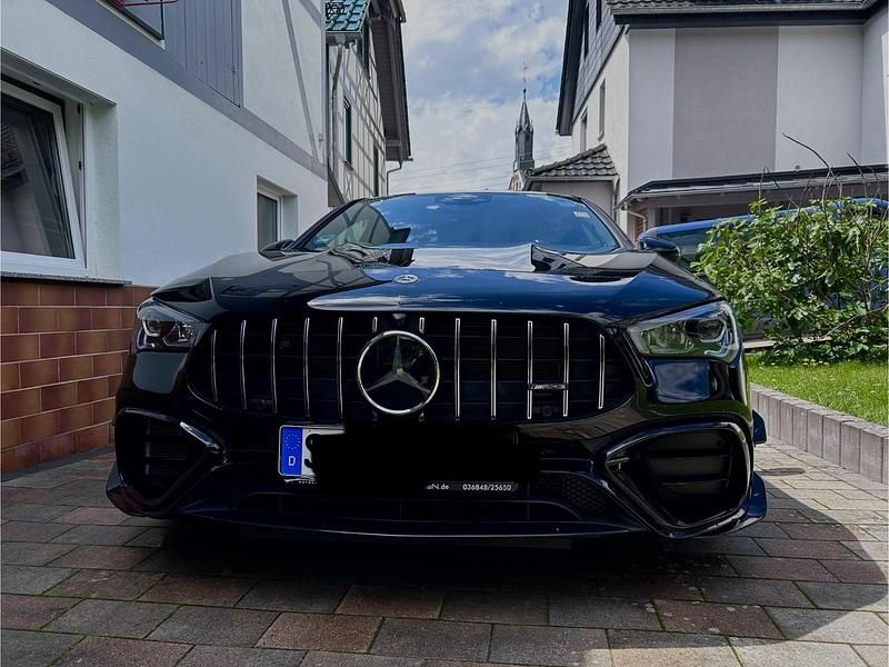Schwarz Gebraucht 2022 Mercedes CLA45 AMG Shooting Brake AMG Kombi | 49.800 € (Fairer Preis) - Bild 1/4
