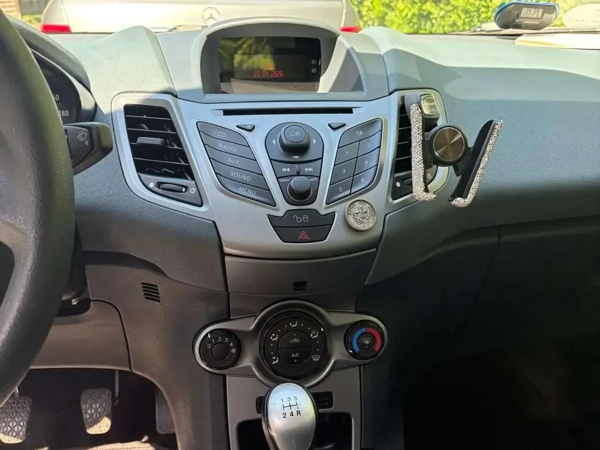Second-hand Ford Fiesta Trend 60 CP (44 kW) 2009 Mov Berlinǎ