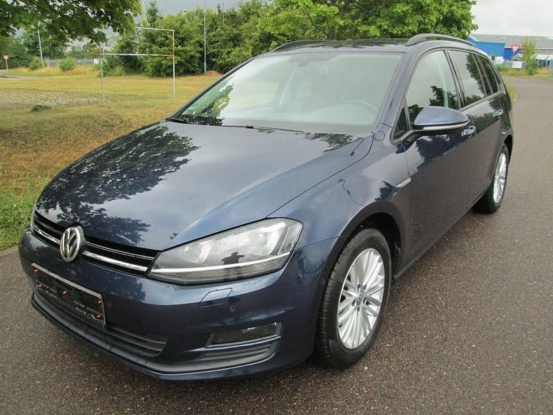 Blau Gebraucht 2015 VW Golf VII Cup Kombi | 8.499 € (Guter Preis) - Bild 1/4