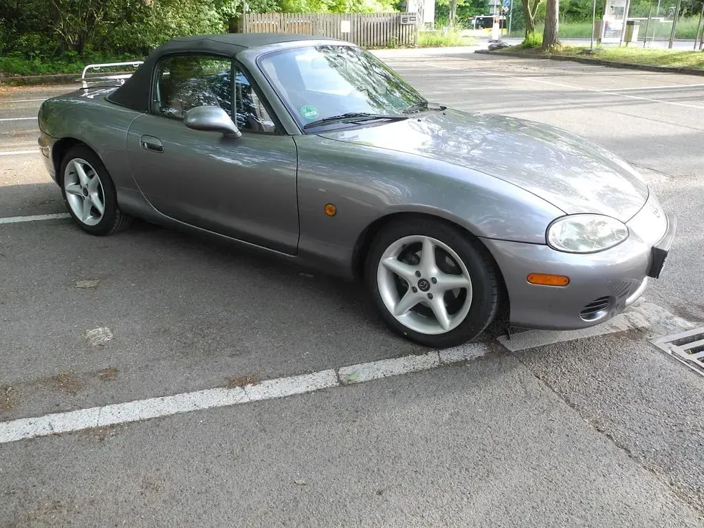 Gebraucht Mazda MX5 110 PS (80 kW) 2003 Grau Cabrio