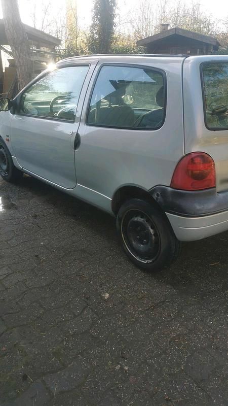 Gebraucht Renault Twingo 75 PS (55 kW) 2001 Silber Kleinwagen