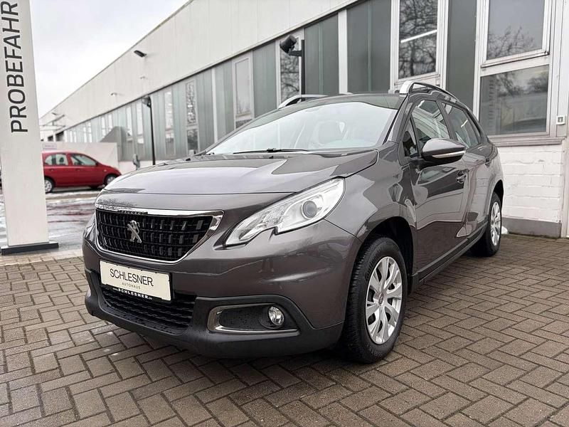 Gebraucht Peugeot 2008 Active 110 PS (80 kW) 2017 Platiniumgrau SUV