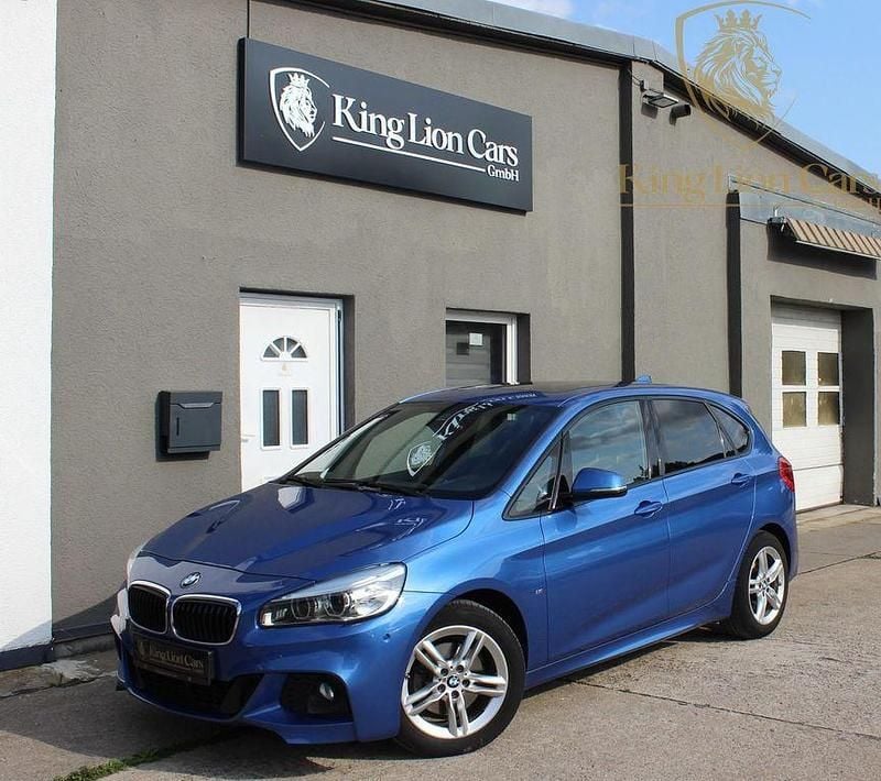 Blau Gebraucht 2015 BMW 220 Active Tourer M Sport Van / Kleinbus | 15.780 € (Fairer Preis) - Bild 1/4