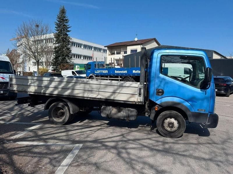 Gebraucht Nissan Cabstar 131 PS (96 kW) 2007 Blau Pickup