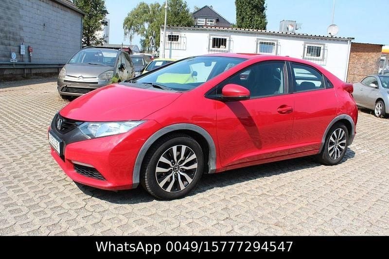 Milano red Gebraucht 2013 Honda Civic Limousine | 2.900 € - Bild 1/4