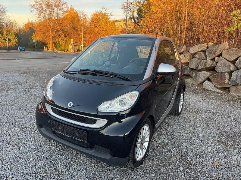 Schwarz Gebraucht 2007 Smart ForTwo Coupé Basis Coupé | 3.450 € (Fairer Preis) - Bild 1/4