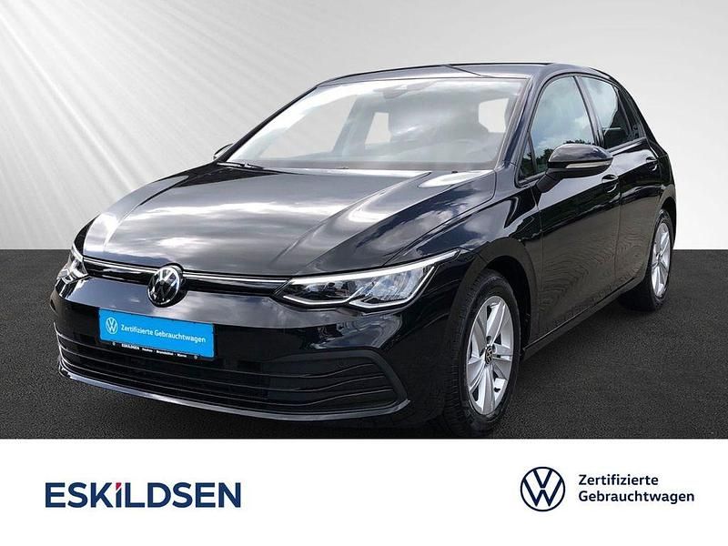 Metallic Gebraucht 2023 VW Golf VIII Life Limousine | 21.660 € (Fairer Preis) - Bild 1/4