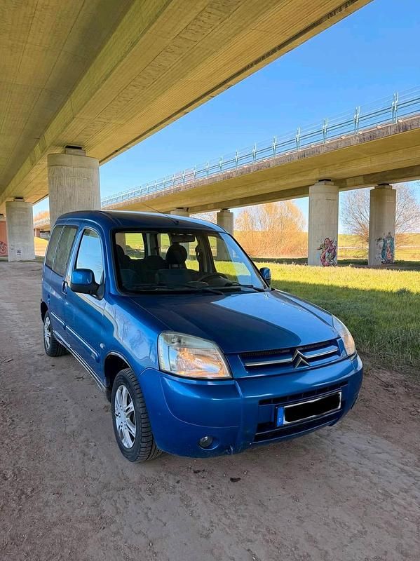 Gebraucht Citroën Berlingo 75 PS (55 kW) 2005 Blau Van / Kleinbus