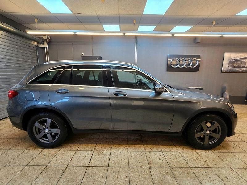 Gebraucht Mercedes GLC220 170 PS (125 kW) 2015 Grau SUV