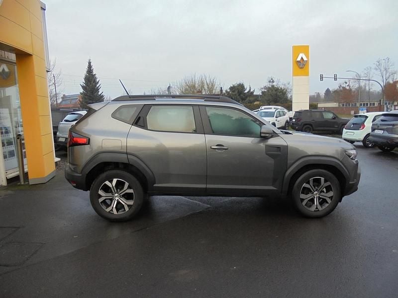 Neu Dacia Duster Expression 131 PS (96 kW) 2025 Grau SUV