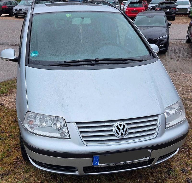 Gebraucht VW Sharan Trendline 116 PS (85 kW) 2007 Silber Van / Kleinbus