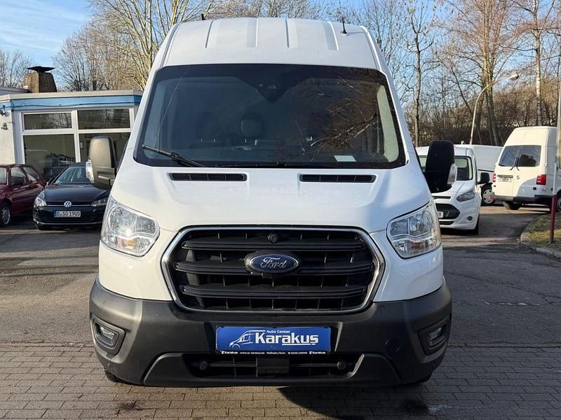 Gebraucht Ford Transit Trend 131 PS (96 kW) 2021 Weiß Van / Kleinbus
