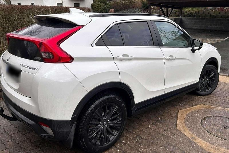 Gebraucht Mitsubishi Eclipse Cross 148 PS (108 kW) 2020 Weiß SUV