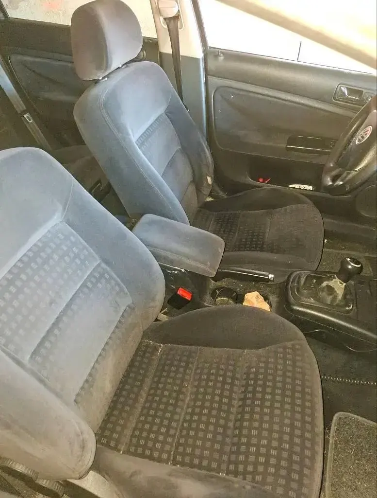 Gebraucht VW Passat 101 PS (74 kW) 2003 Schwarz Kombi