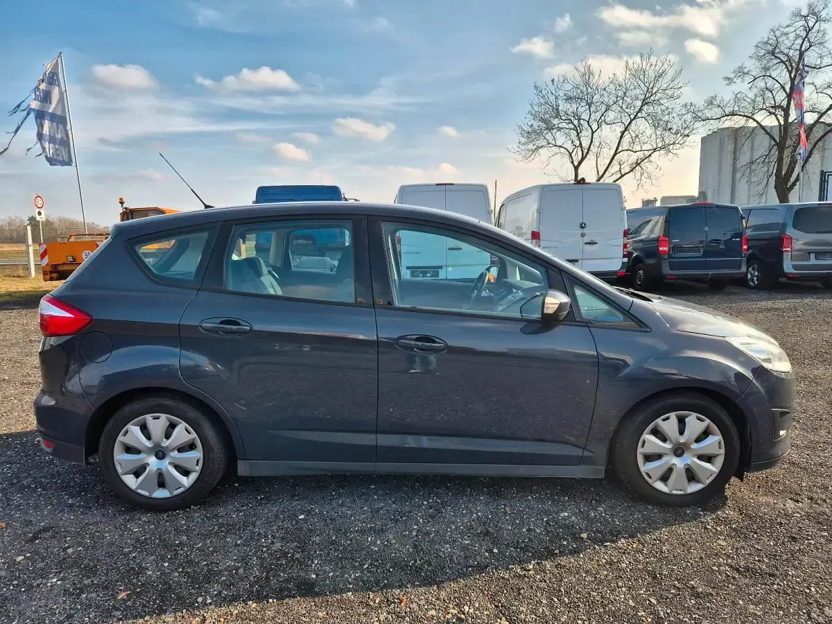 Gebraucht Ford C-MAX 106 PS (77 kW) 2014 Van / Kleinbus