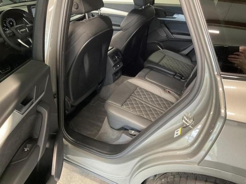 Usata Audi Q5 Business 286 CV (210 kW) 2025 Grigio SUV
