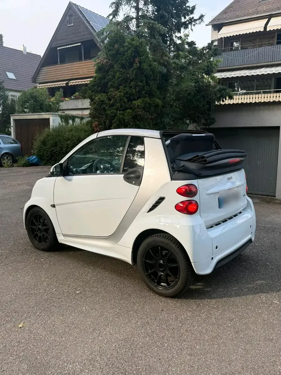 Gebraucht Smart ForTwo Cabrio 71 PS (52 kW) 2013 Weiß Cabrio