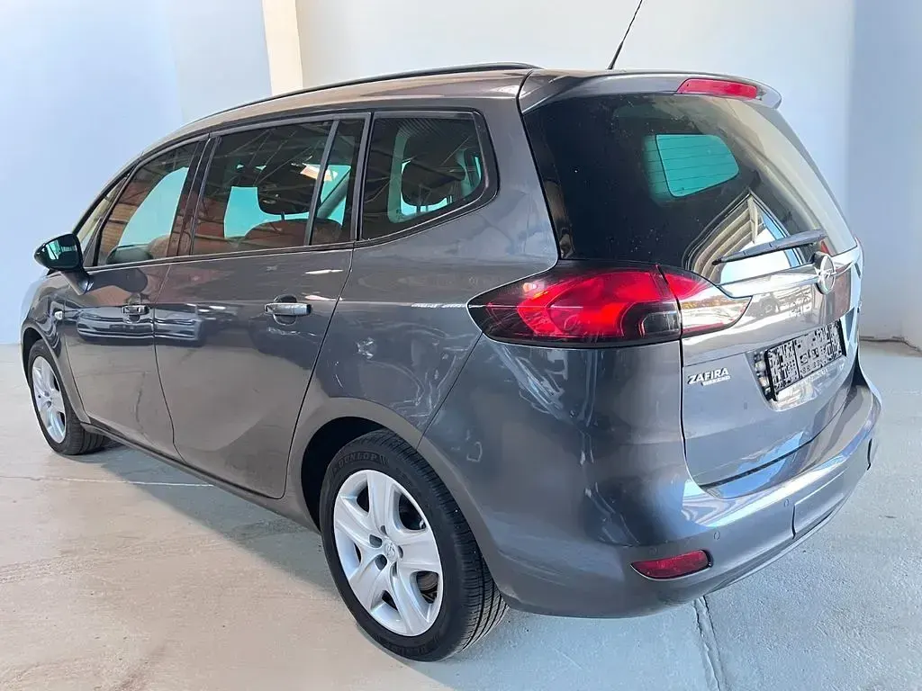 Gebraucht Opel Zafira Tourer Edition 140 PS (102 kW) 2012 Grau Van / Kleinbus