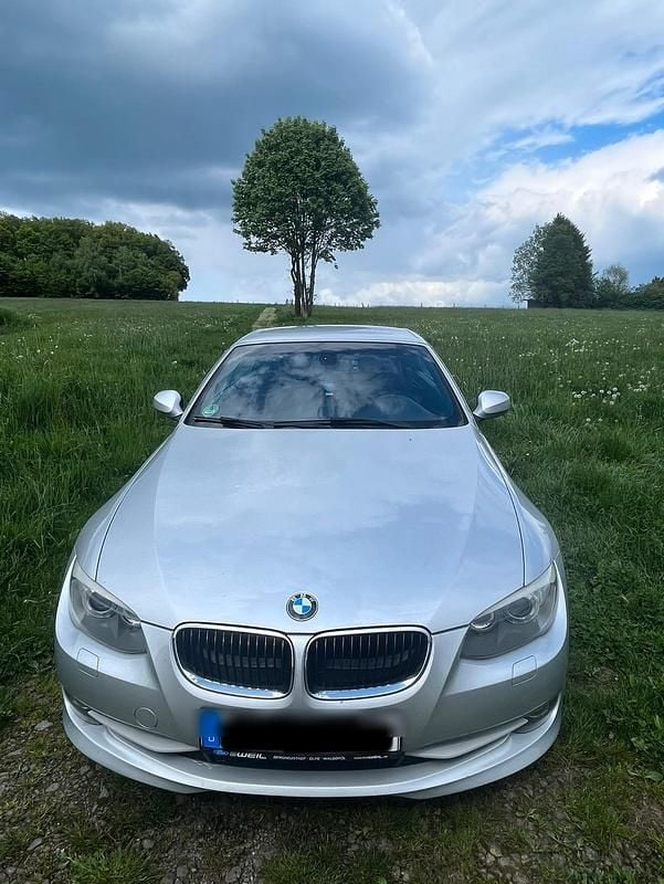 Gebraucht BMW 320 Cabriolet 187 PS (137 kW) 2011 Silber Cabrio
