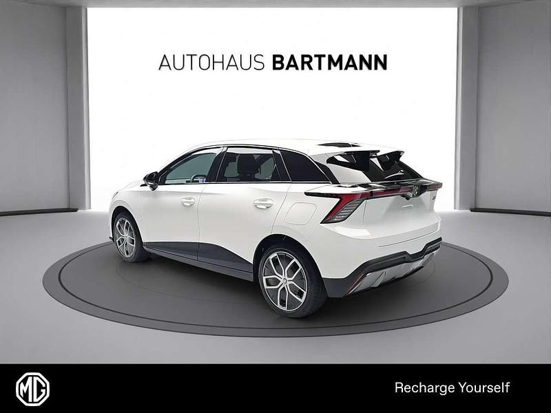Gebraucht MG MG4 EV Luxury 150 kW (204 PS) 2025 Dover white Kleinwagen