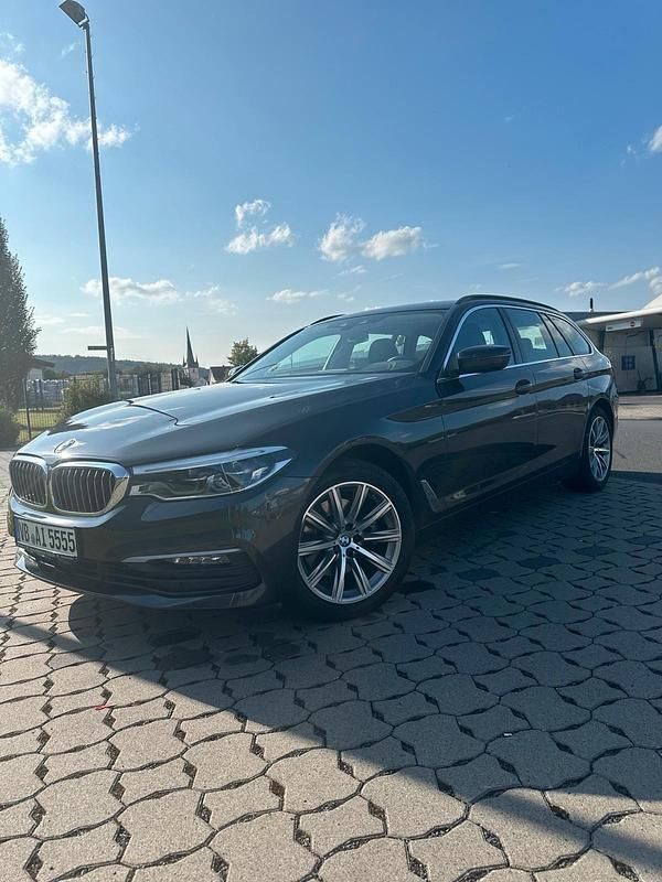 Gebraucht 2020 BMW 520 Limousine | 22.700 € (Superpreis) - Bild 1/4
