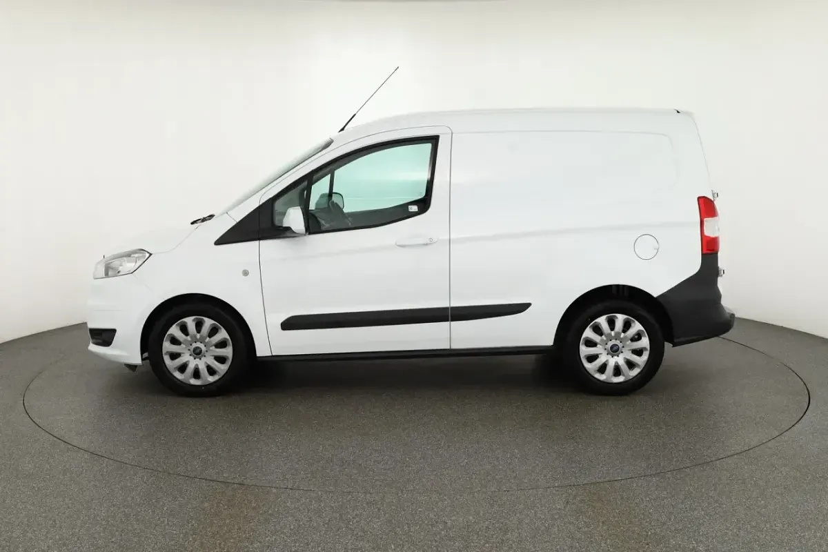 Używany Ford Transit Trend 101 KM (74 kW) 2018 Biały Van