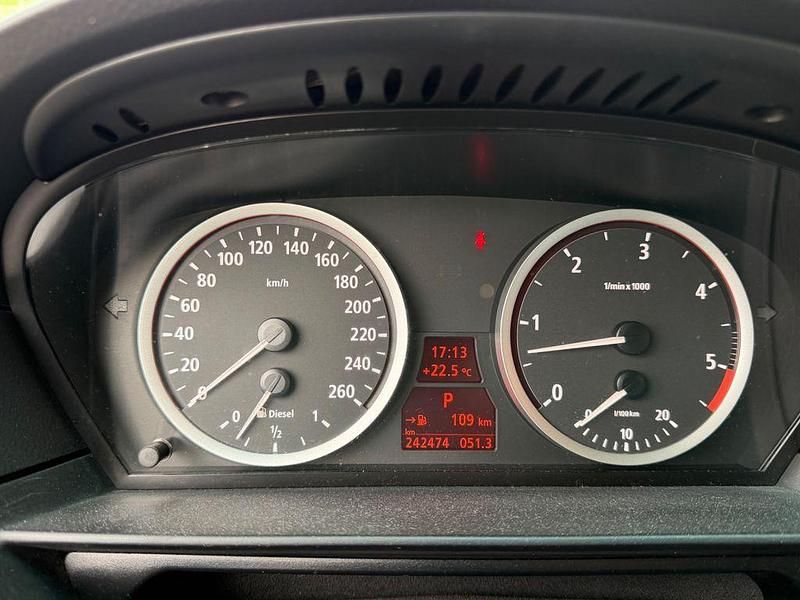 Gebraucht BMW 535 272 PS (200 kW) 2005 Grau Limousine