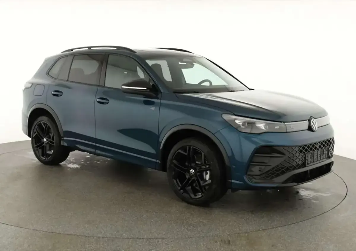 Neu VW Tiguan Style 265 PS (194 kW) 2026 Nightshade blue metallic SUV