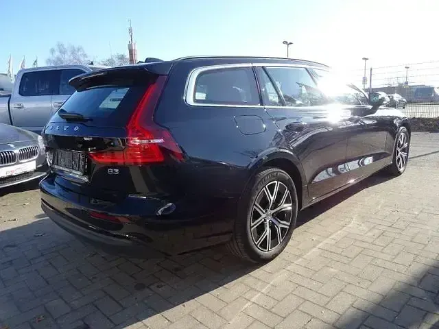 Occasion Volvo V60 Core 163 ch (119 kW) 2022 Noir Break