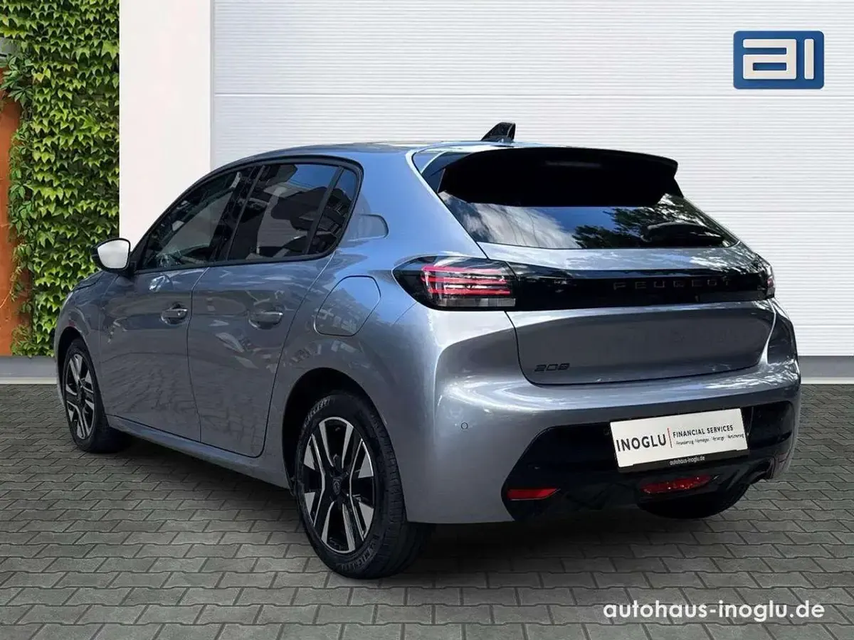 Gebraucht Peugeot 208 Allure 101 PS (74 kW) 2025 Artensegrau Kleinwagen
