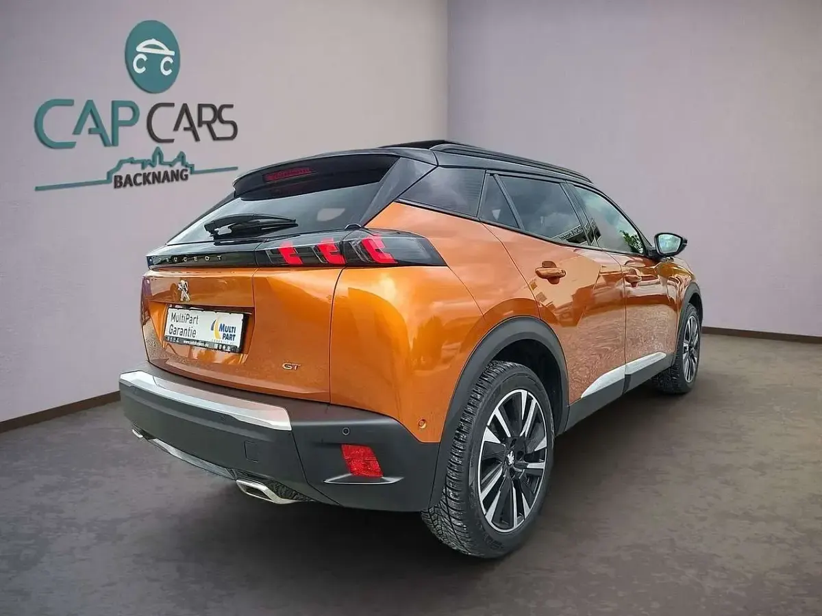 Gebraucht Peugeot 2008 GT 155 PS (114 kW) 2022 Lackierung orange fusion/typ a SUV