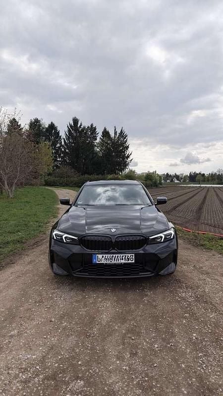 Gebraucht BMW 330 M Sport 245 PS (180 kW) 2023 Schwarz Limousine