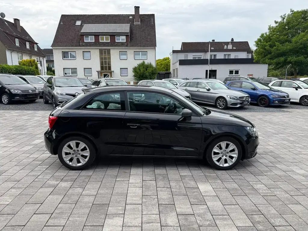 Gebraucht Audi A1 Ambition 86 PS (63 kW) 2011 Schwarz Kleinwagen