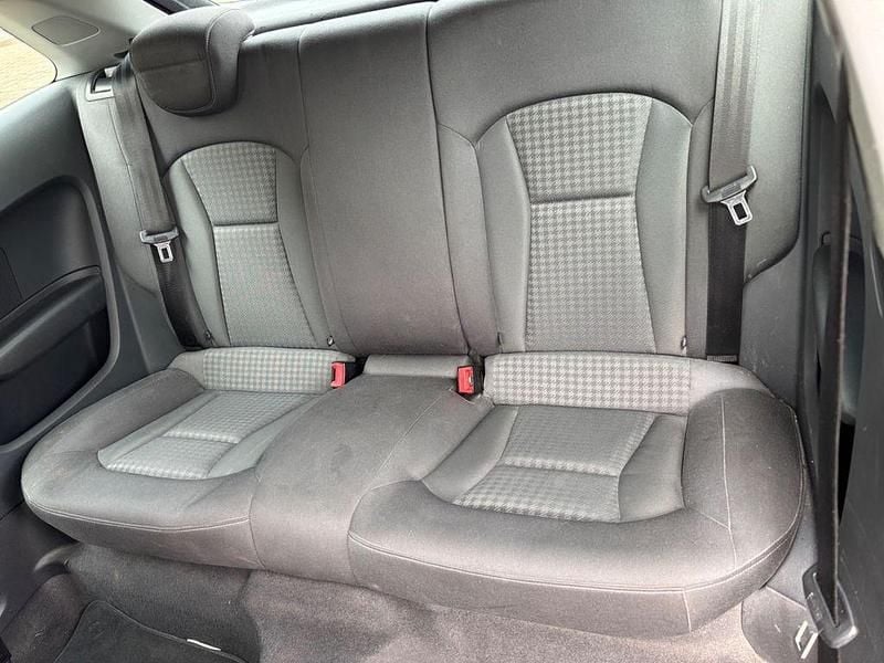 Gebraucht Audi A1 Ambition 105 PS (77 kW) 2012 Schwarz Kleinwagen