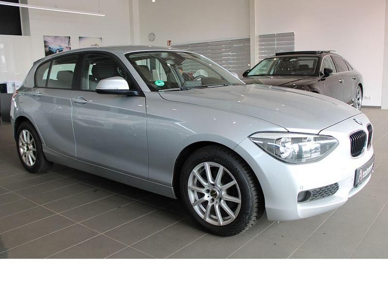 Gebraucht BMW 116 116 PS (85 kW) 2012 Silber Kleinwagen
