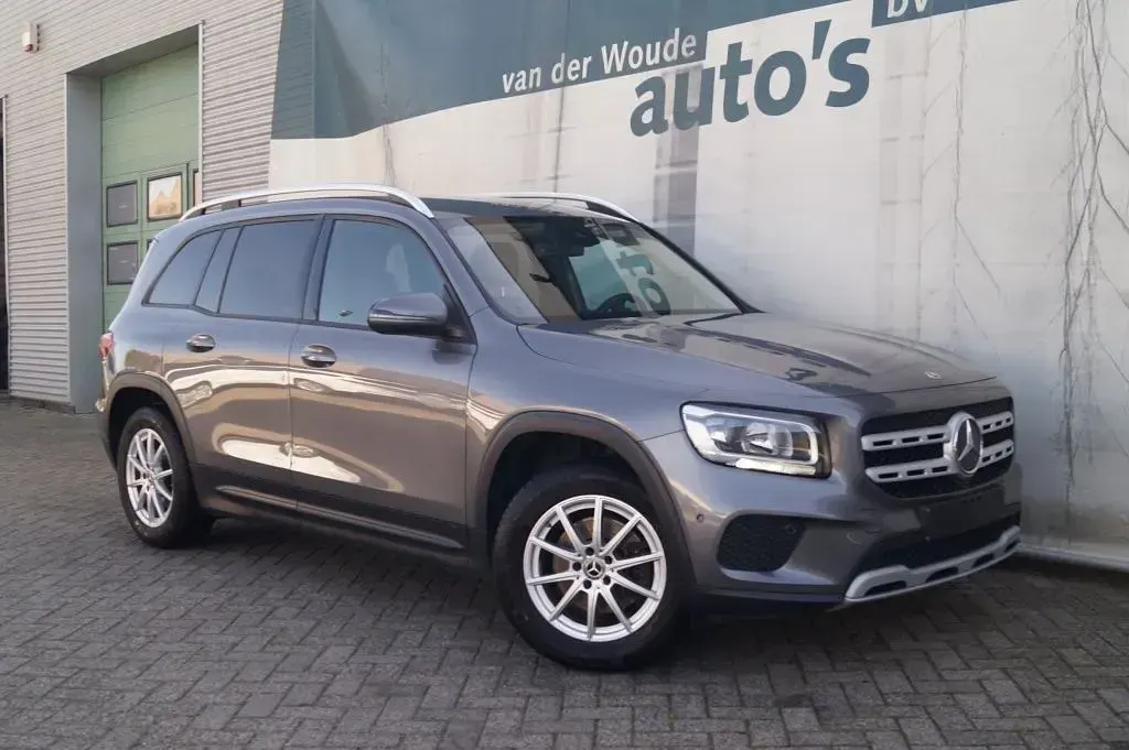 Gebraucht Mercedes GLB180 Business 116 PS (85 kW) 2022 Grau SUV