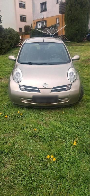 Gebraucht Nissan Micra 65 PS (47 kW) 2004 Gold Kleinwagen