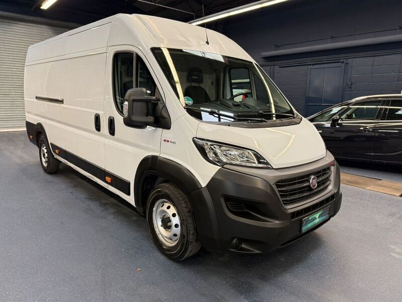 Weiß Gebraucht 2021 Fiat Ducato Van | 14.875 € (Guter Preis) - Bild 1/4