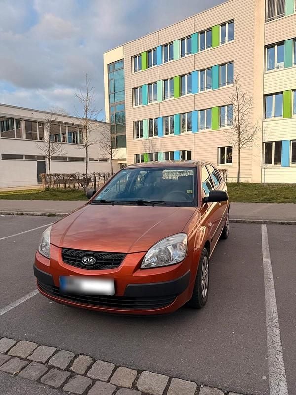 Gebraucht Kia Rio 97 PS (71 kW) 2009 Orange Limousine