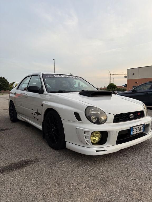 Weiß Gebraucht 2002 Subaru Impreza Limousine | 25.500 € - Bild 1/4