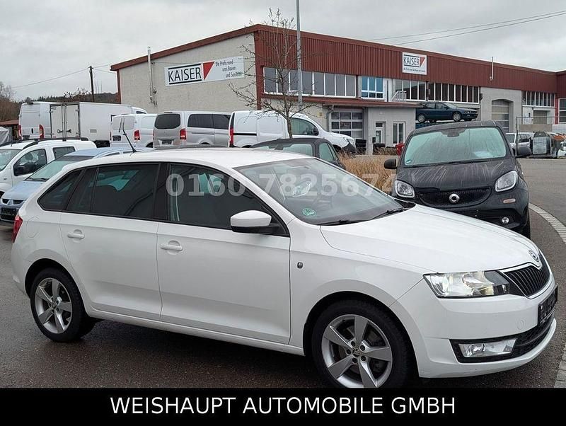 Weiß Gebraucht 2014 Skoda Rapid Elegance Limousine | 9.990 € (Fairer Preis) - Bild 1/4